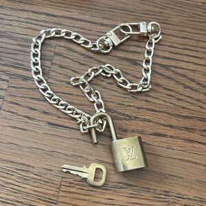 Louis Vuitton Lock & Key #301